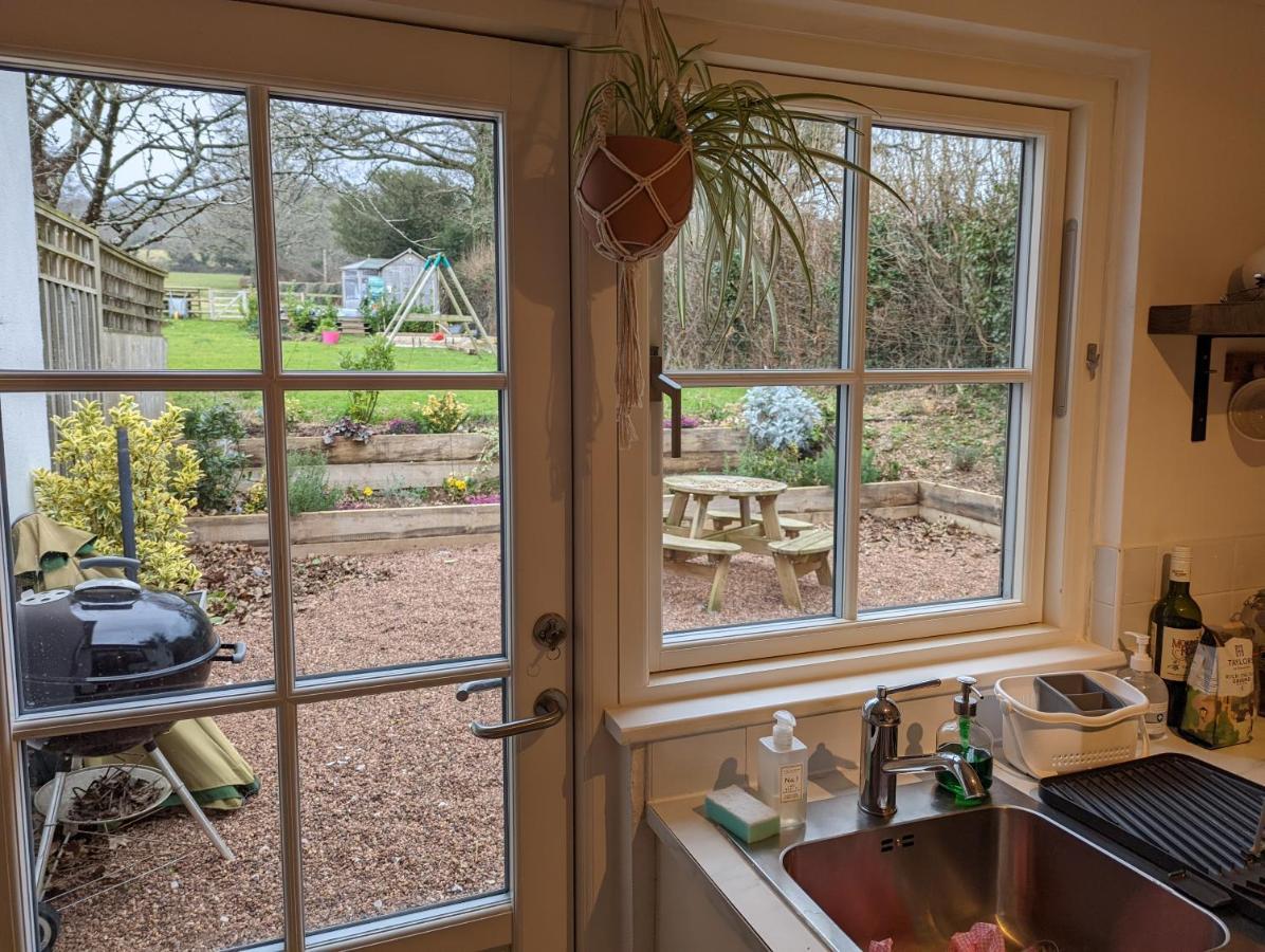 Cosy 2-Bed Property In Ashburton Dartmoor 牛顿阿伯特 外观 照片