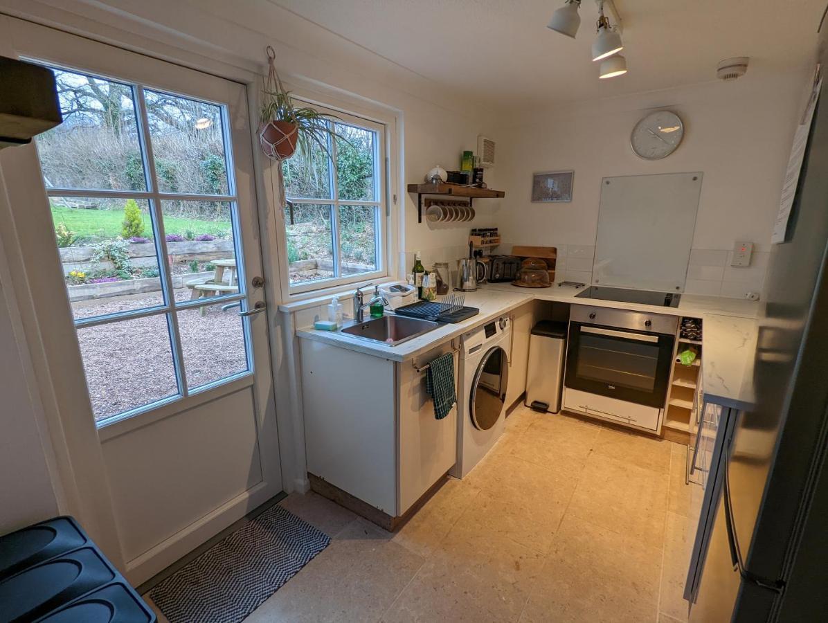 Cosy 2-Bed Property In Ashburton Dartmoor 牛顿阿伯特 外观 照片
